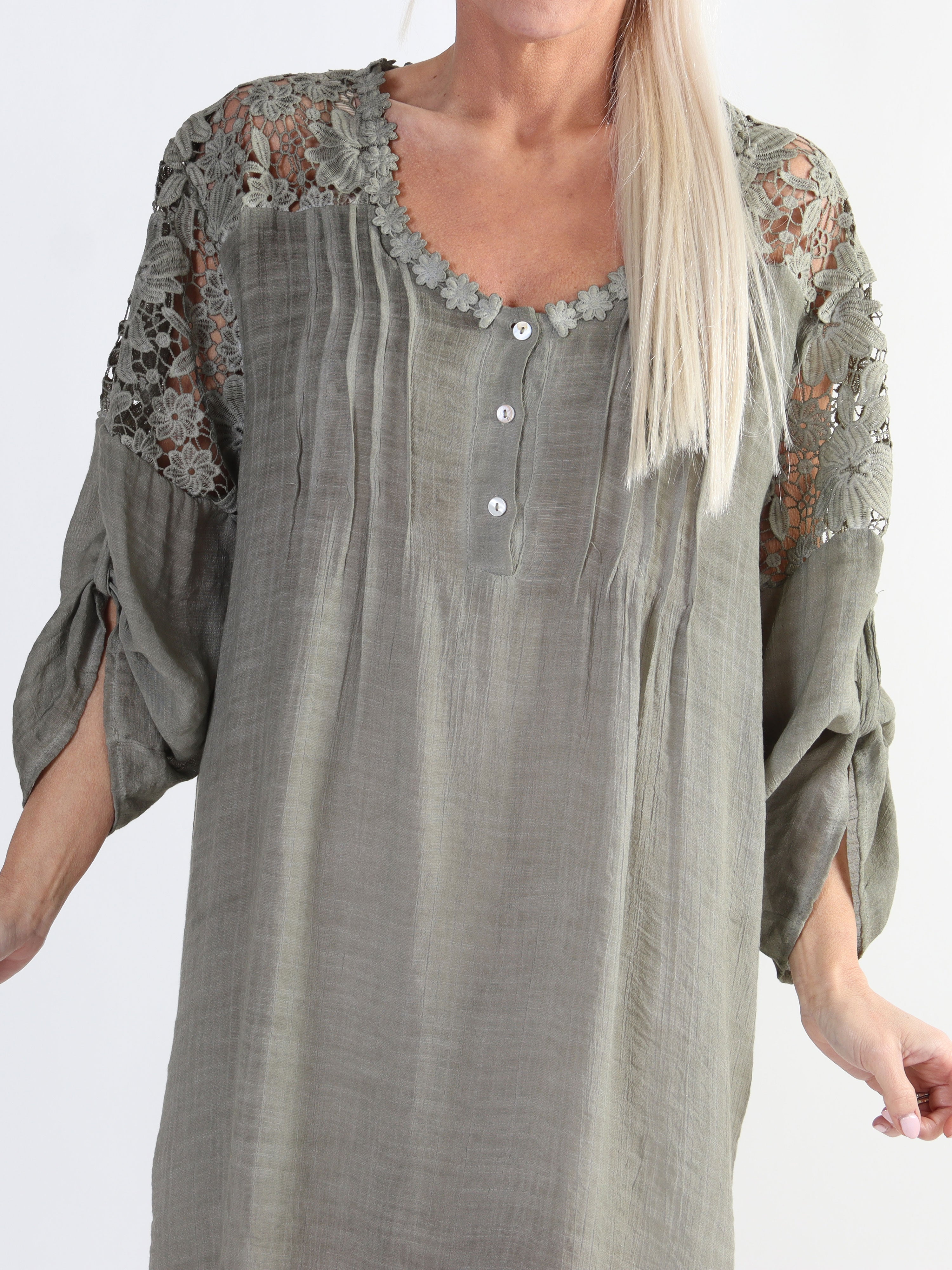 Juliette - Plus size tunika i bomuldsblanding med broderinger